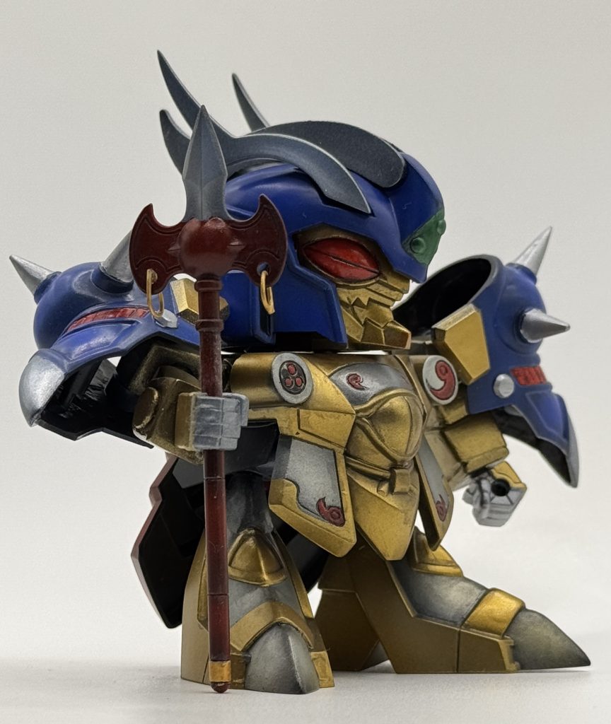 しかし、魔殺駆の抵抗により意識は分裂。自身は闇魔神吏偶遮光となり、魔殺駆の意識が残った覇道武者魔殺駆が生まれたワケです。