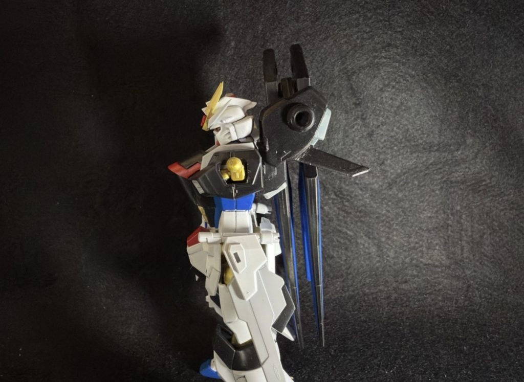 劇中の様に機動兵装ウイングを換装式に改修