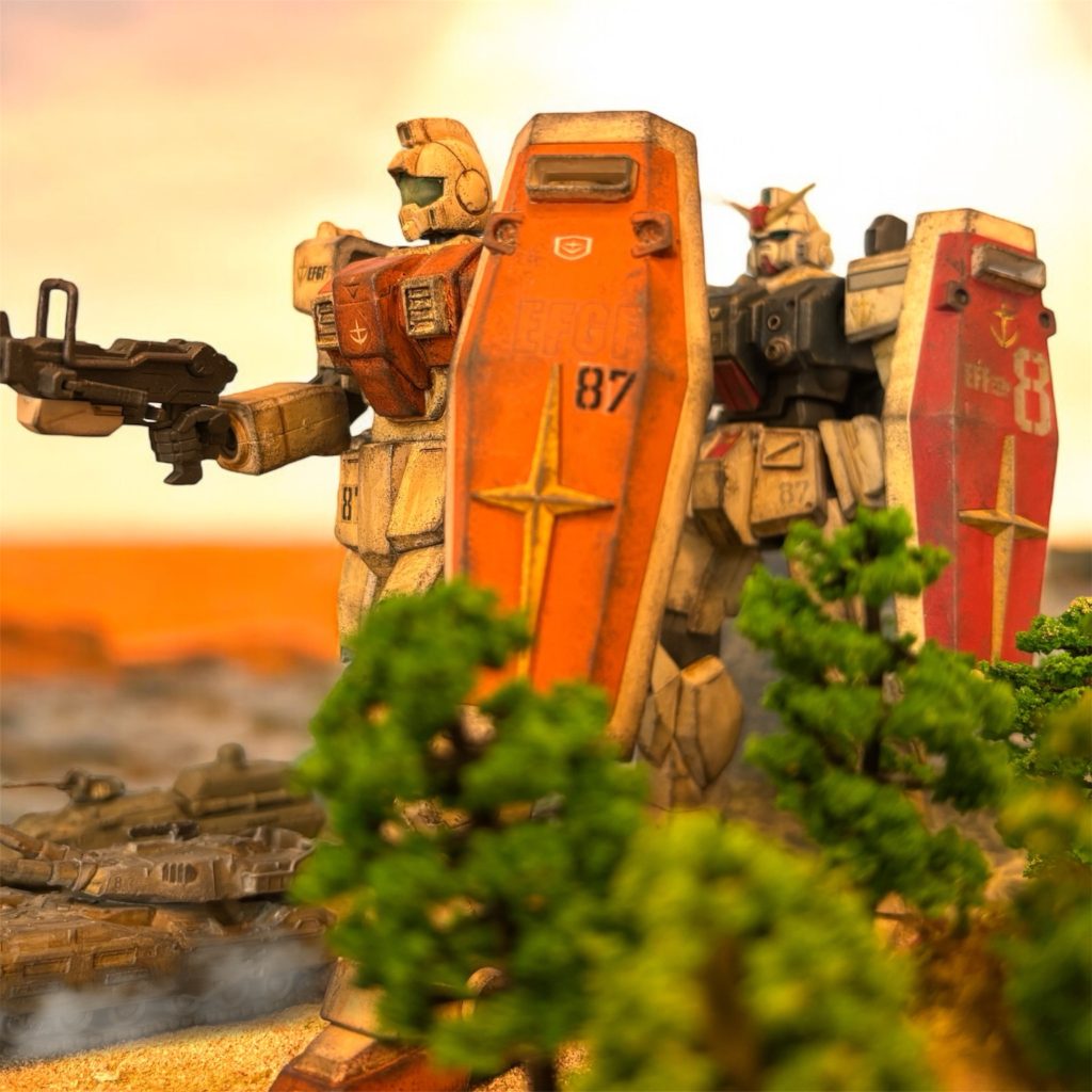 夕刻、ワルシャワを発進した。『命中率は五分五分てとこか?』「まあ、自分の腕はあまり信用していないかな。」イギーからの通信に、素直な感想を答える。『俺はお前の、本番の強さは信用してるけどな。』イギーとヘントは訓練校の同期だ。MSの操縦技術においては、イギーに軍配が上がるが、作戦行動全般において、ヘントは勝負強さがあった。ここ一番で、集中力や大胆さを発揮する場面を、イギーは何度も見てきた。自分ではなく、ヘントに