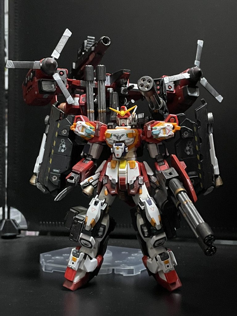 XXXG-01Ｈガンダムヘビーアームズ現地改修型『ガンダムヘビーアームズ ジャガーノート』重武装と、フルアーマー化飛行支援機を導入
