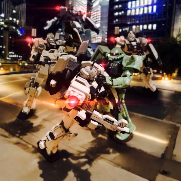 ワラワラ……改