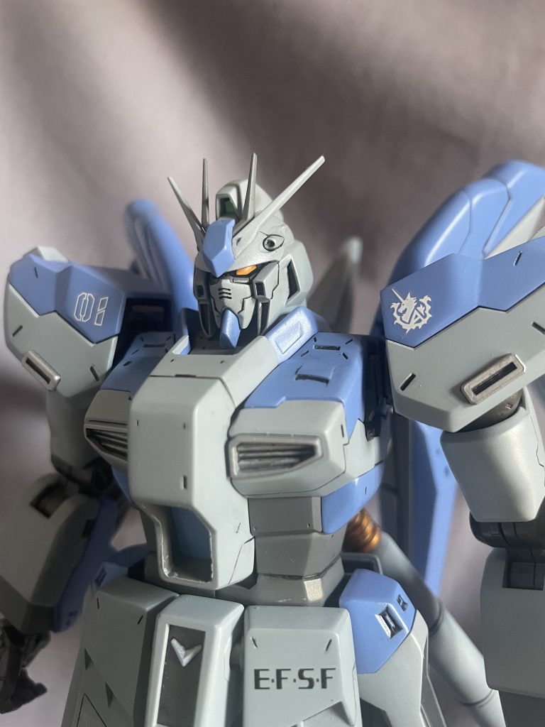 MGカトキじゃないほうのHi-νガンダム
