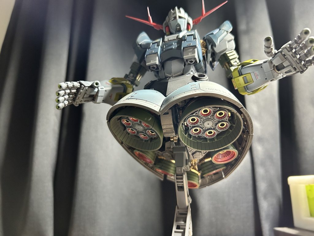 動きをつける事でより格好良いキット。私はワンポーズですがw