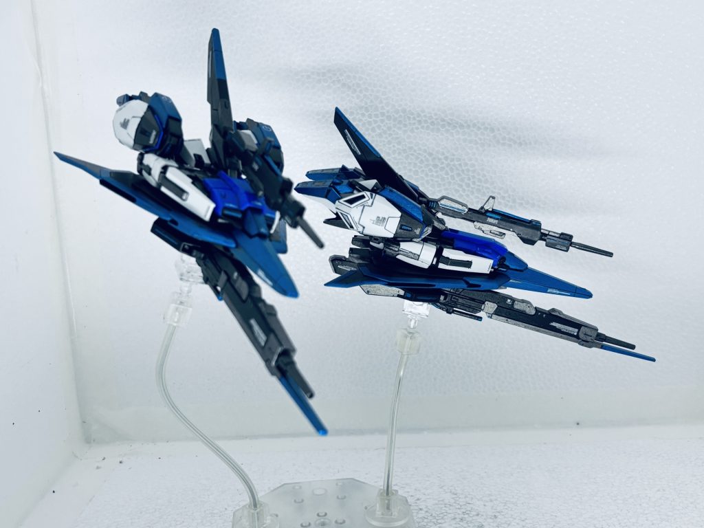 汚し前、ウェーブライダー揃い踏み。右0088.左リバイブ。どっちかわからない。