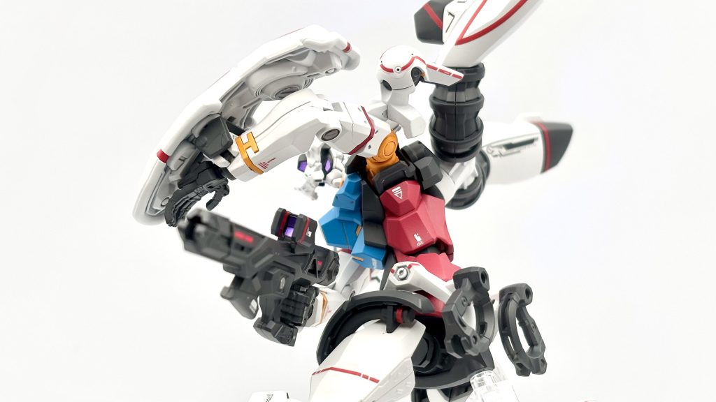 各種ポーズ脇撃ちも決まります