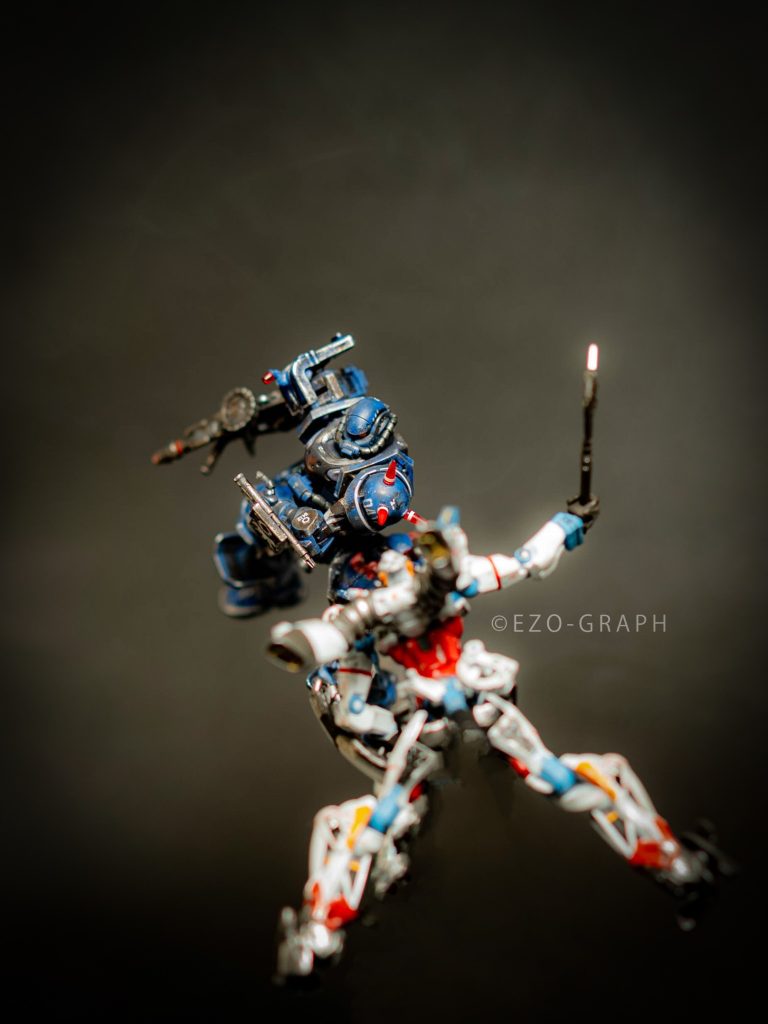 軍警ザクとジークアクス–3枚目/制作者：niiyan