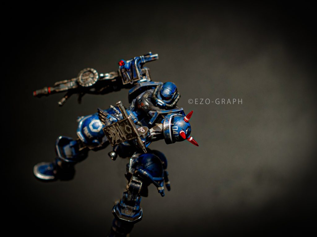 軍警ザクとジークアクス–2枚目/制作者：niiyan