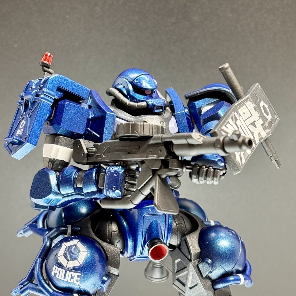 腕のラインは塗装です