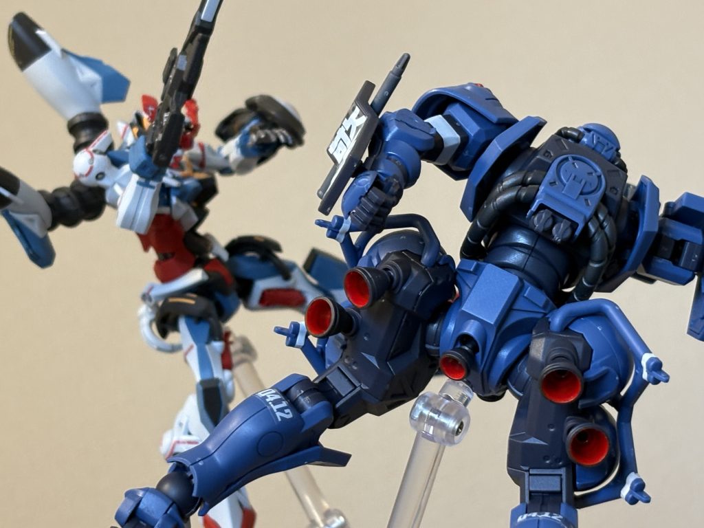 ジークアクス🆚軍警ザク–3枚目/制作者：RB777