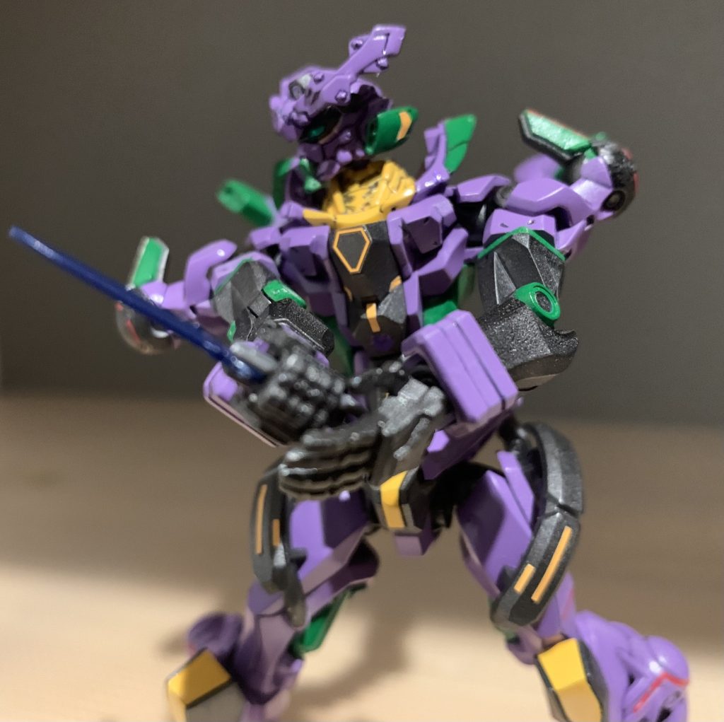 アーマーシュナイダーがよく似合う。