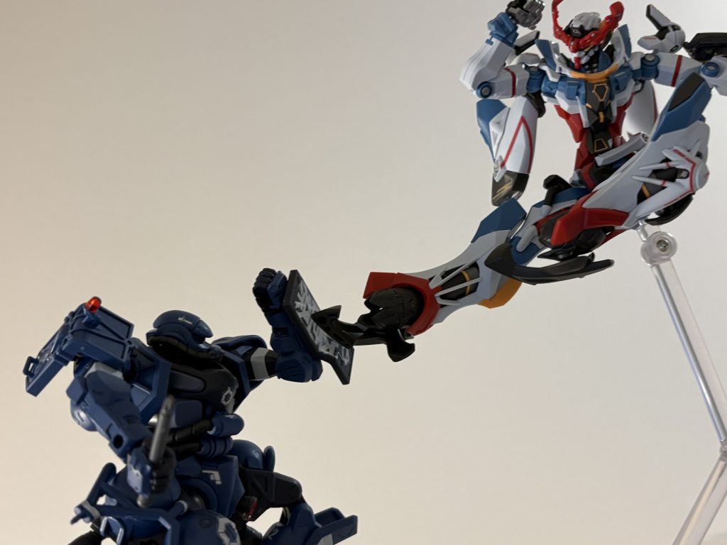 ジークアクス🆚軍警ザク–5枚目/制作者：RB777