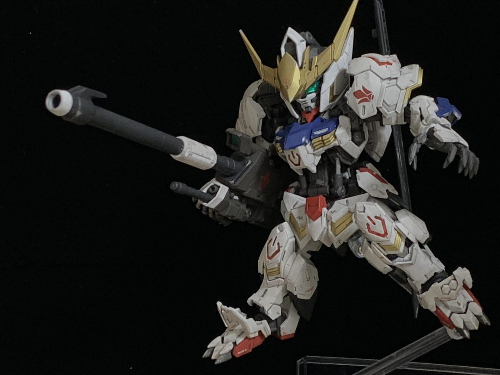 滑空砲は背部からしっかり展開できます。ちょっと持たせにくかったですが(笑)