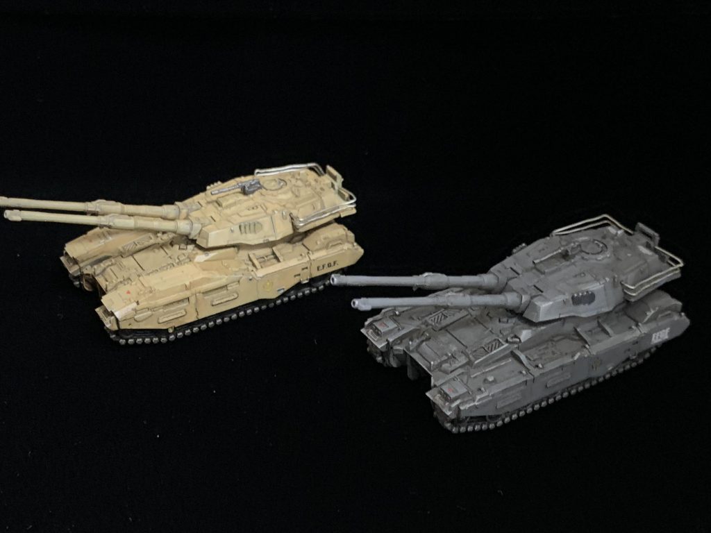 サンドカラーと並べて。