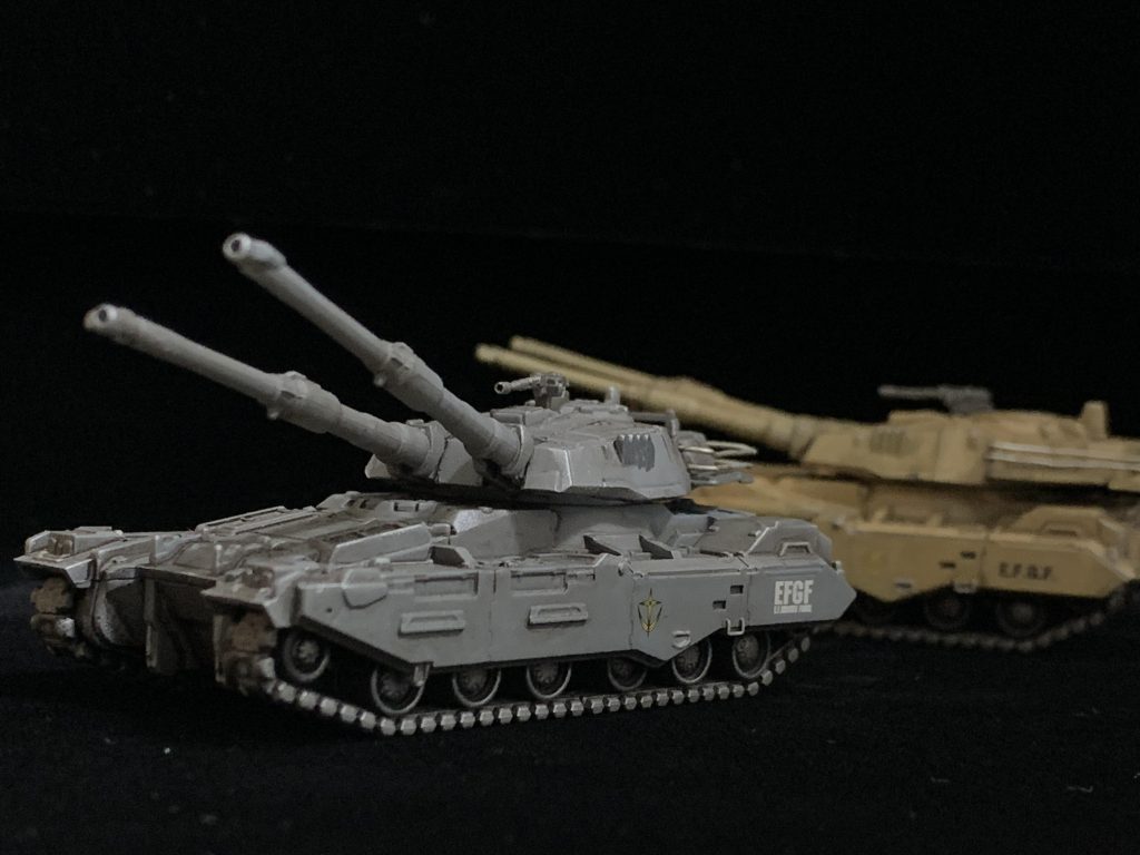 2台の煽りショットで〆。簡単ではありますが、ご覧いただきありがとうございました。カラーレシピ：下地：ファレホプライマージャーマンパンツァーグレー本体色：ファレホモデルカラーミディアムシーグレーキャタピラ：ファレホメカカラーダークスチール