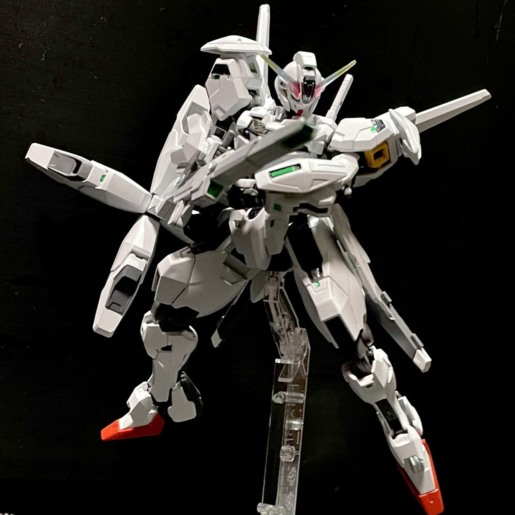 スレッタがあまり好きになれないシリーズですが、機体のかっこよさは抜群ですね。どのキットもバックパックもかっこいい作りで、かなりお安かなっているので買って帰ろうかと。