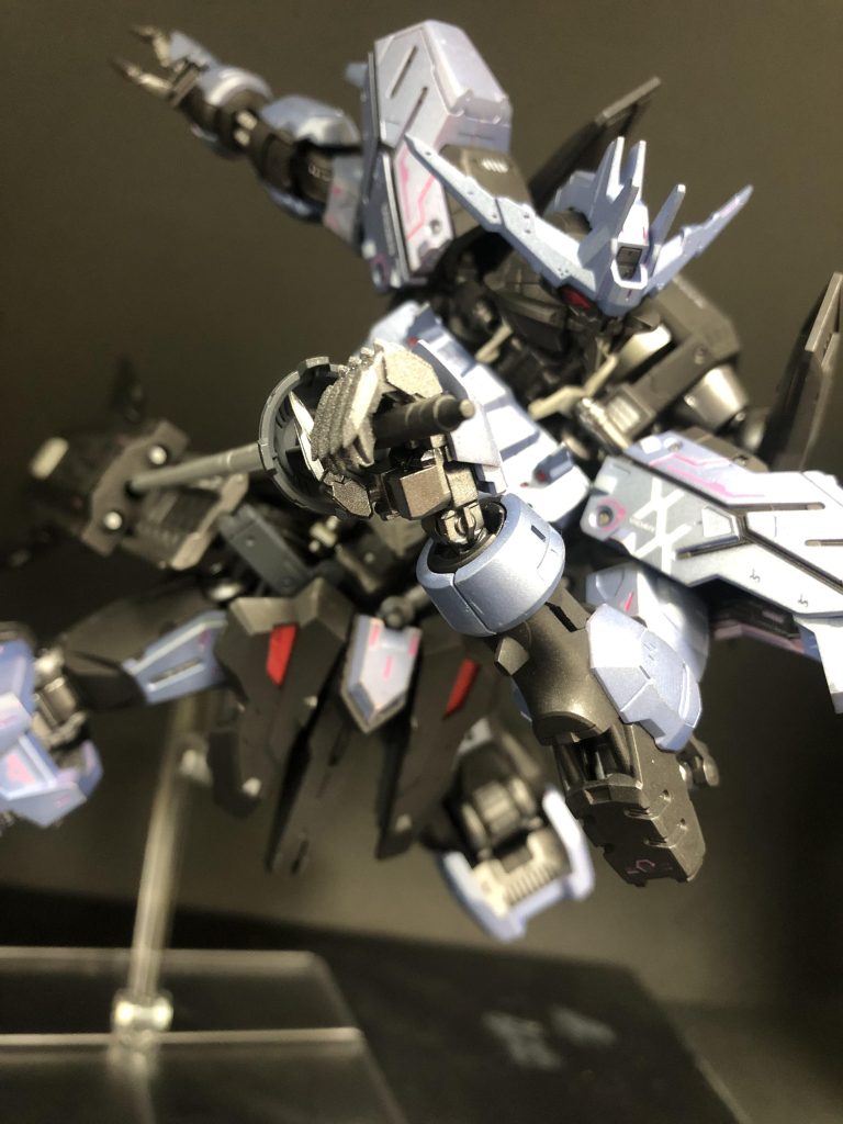 魔狼を狩るもの2最終ポーズ–5枚目/制作者：@glegol0309