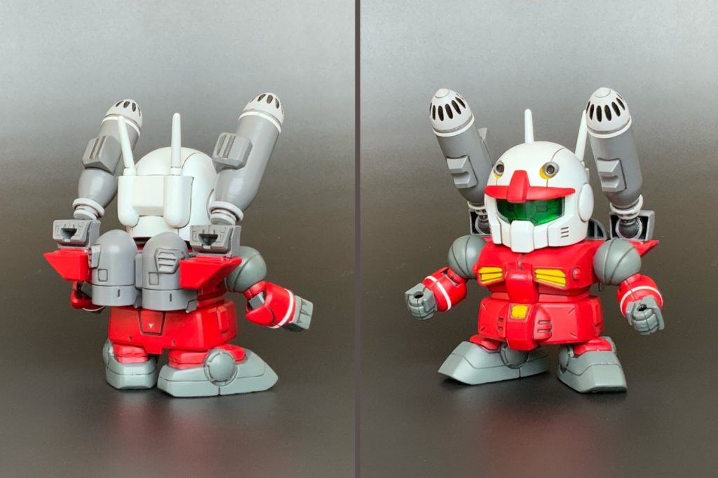 カラーレシピ：水性ホビーカラー使用頭：ガンダムホワイト。体：つや消しレッド。肩、足：グレーグリーン。全て筆塗り。 