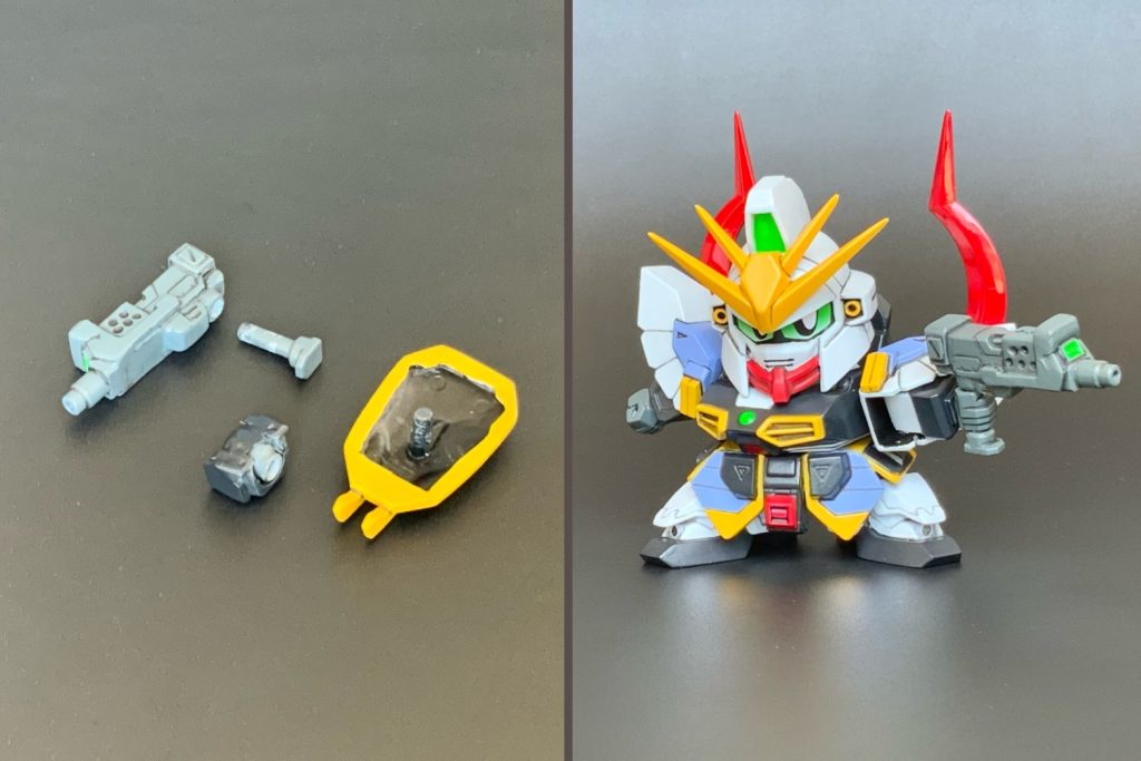 ビームマシンガンはジャンクパーツから自作。シールドには接続パーツを作り、肩アーマーとの干渉をさけています。