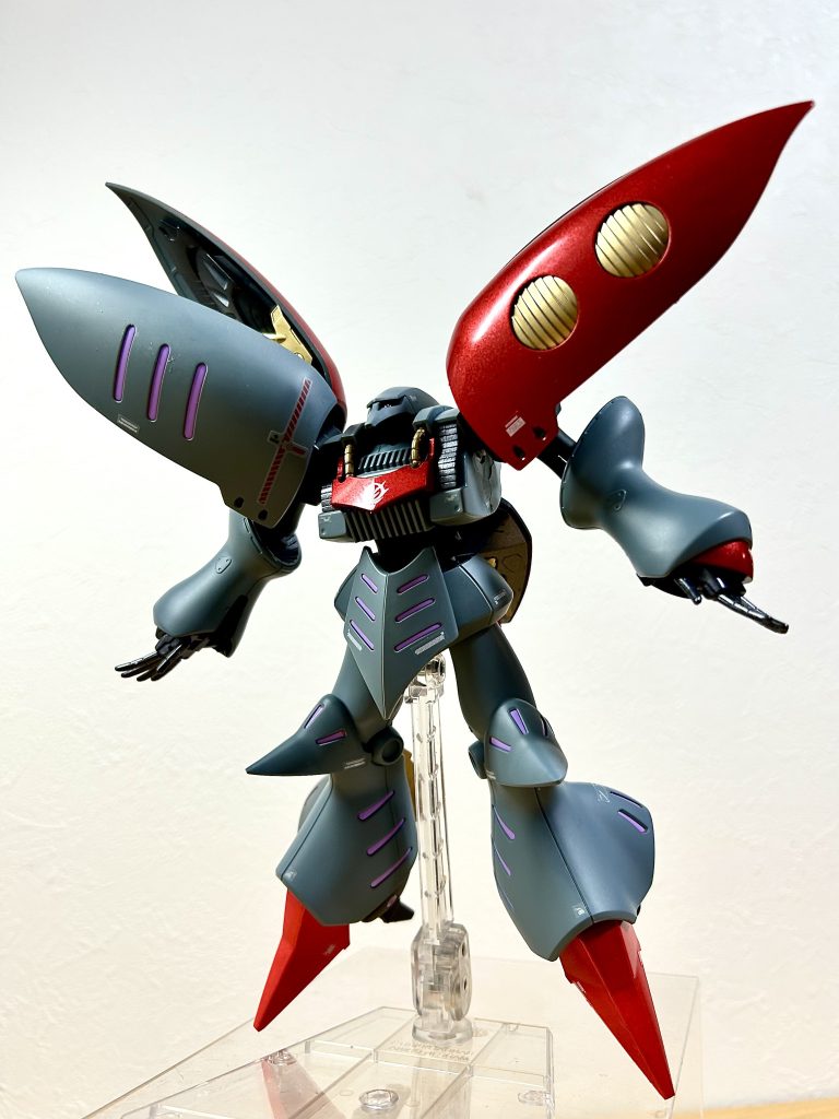 塗装は、全塗装です。異人さんに連れられていくために赤い靴を履かせてます♪