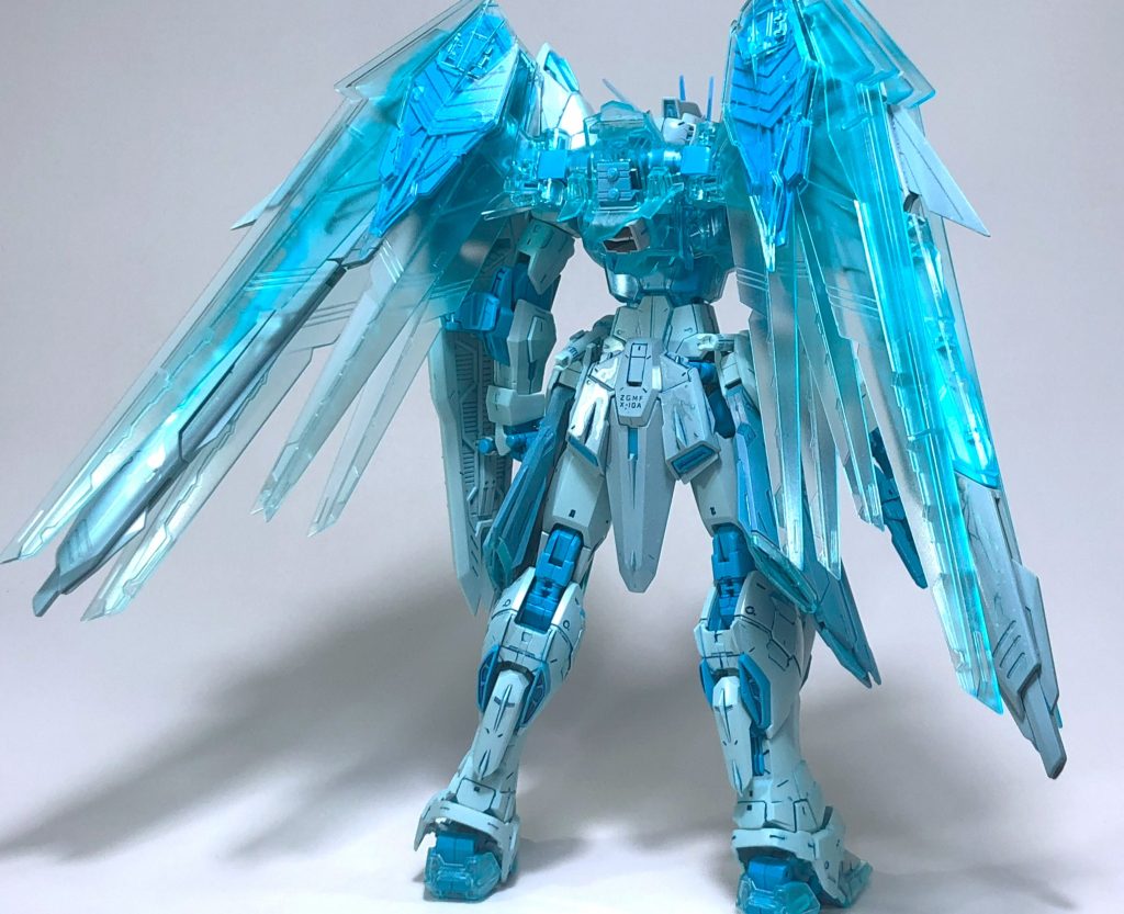 MG フリーダムガンダム ver.2.0クロスコントラストカラー 2点セット ガンダム大型イベントで“特別カラーのガンプラ”販売！「MG
