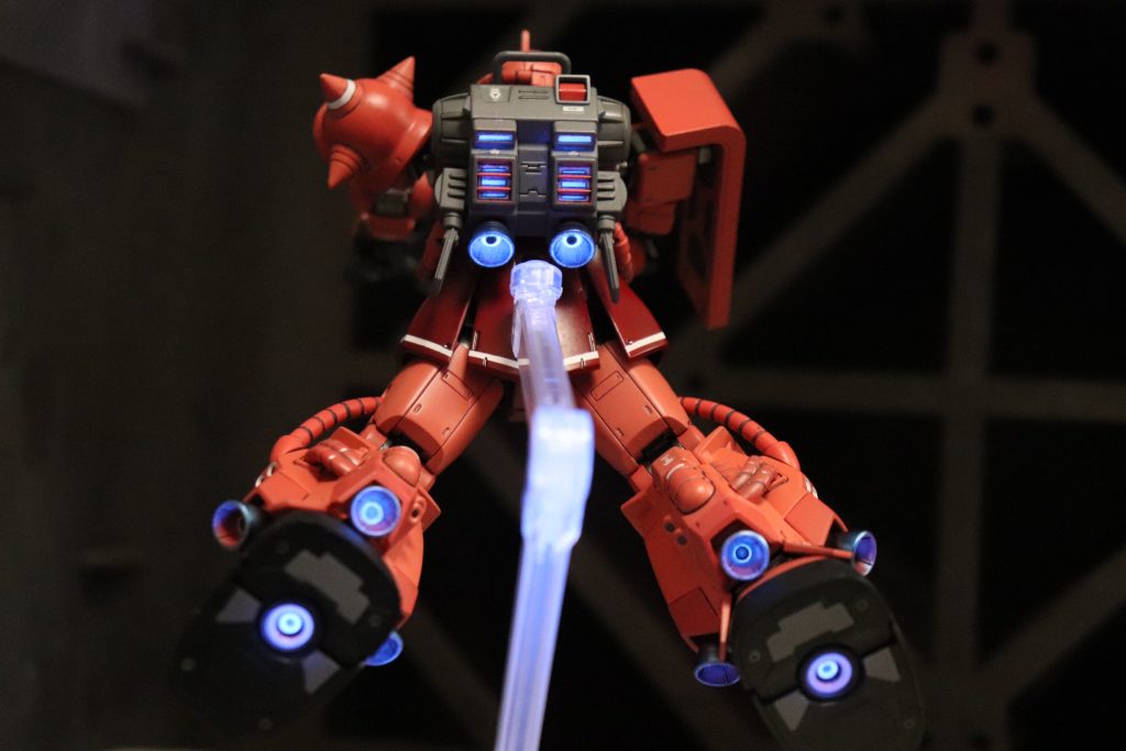 後部UVライト当てて。