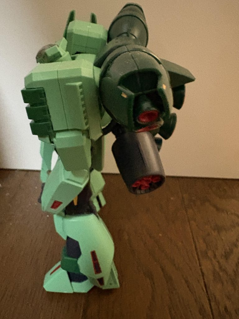 サイドポーズです。