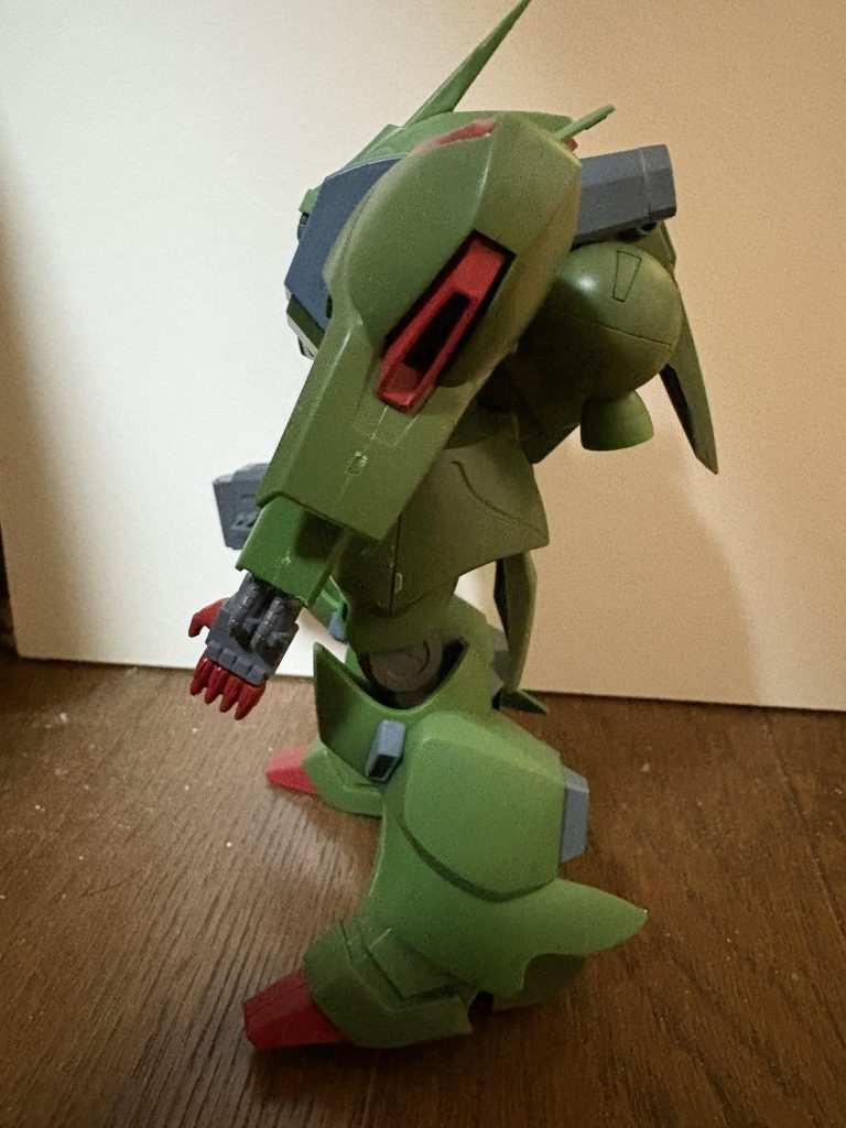 サイドポーズです。