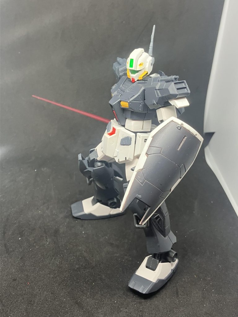 アンテナをビルダーズパーツのものに交換しています