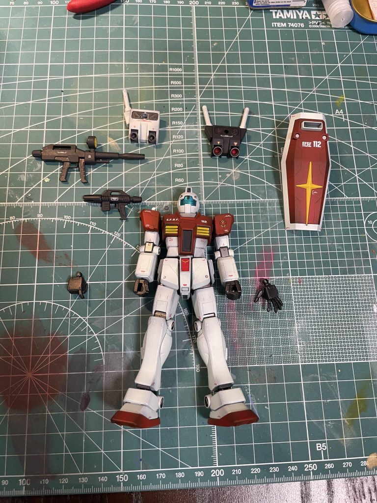 全体像。グラデーション塗装完了でウェザリング前。こっちで完成でも良かったかも💦 