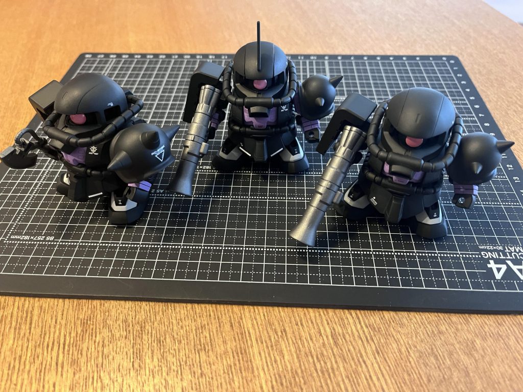 黒いミニ三連星–4枚目/制作者：@GORO_san5656