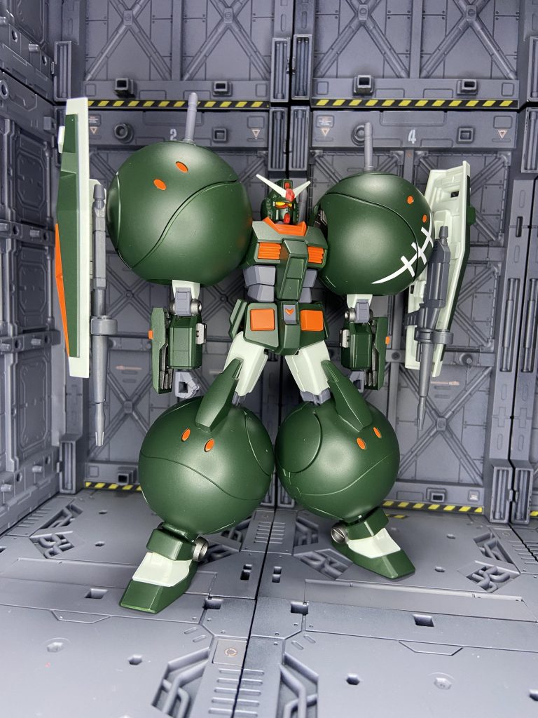 EGガンダムとハロプラ(口開くやつ×2、開かないやつ×2)を合体!!