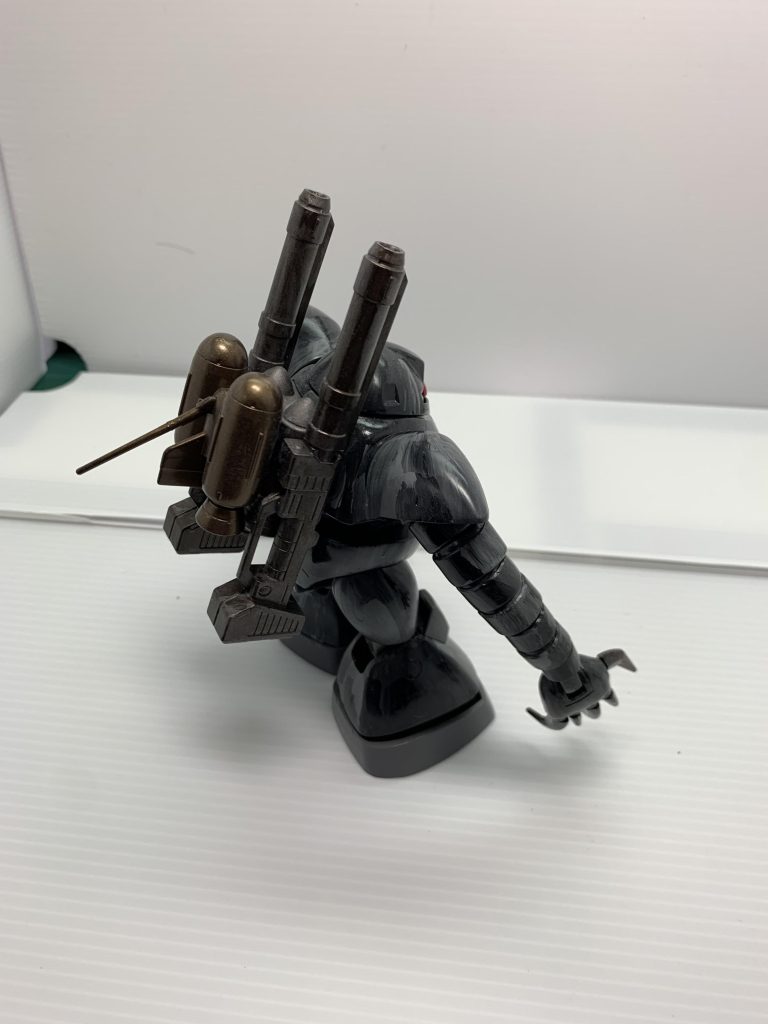 ハイゴッグ用のジェットパックを装着させました。