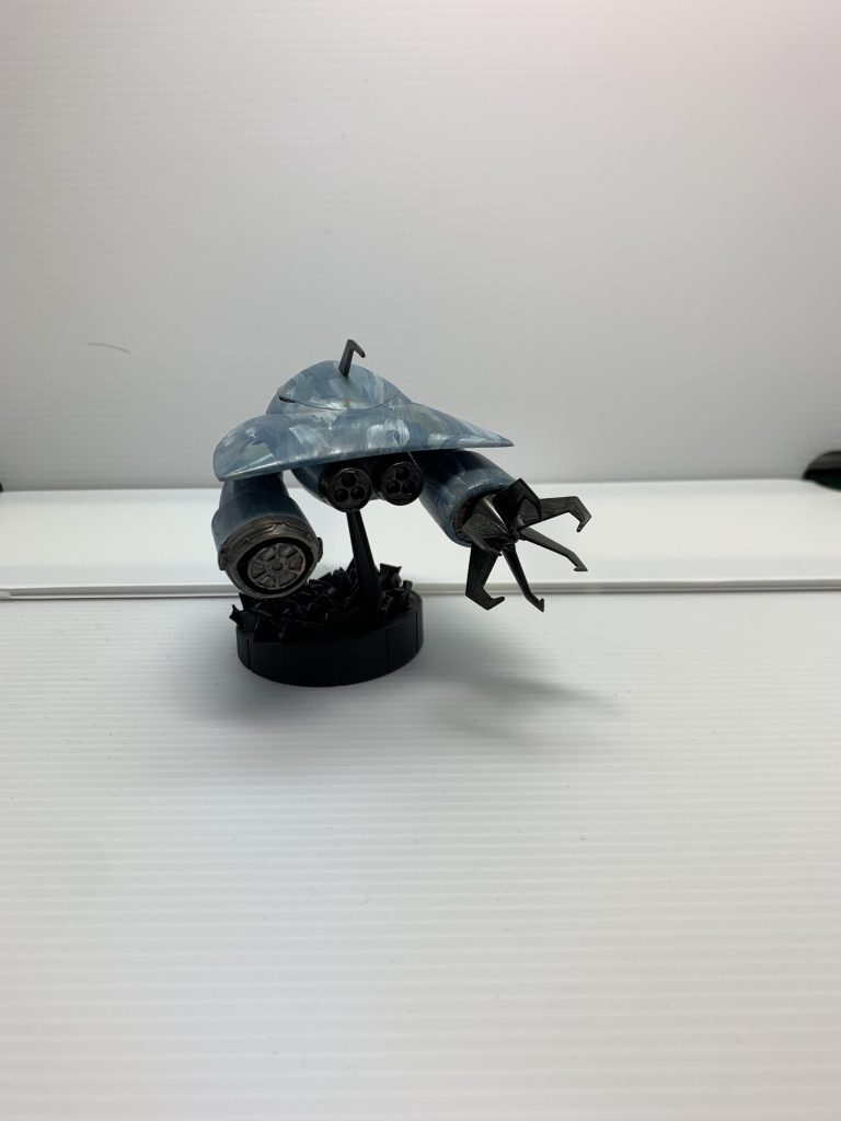 左腕は破壊され、応急処置の設定にしました。