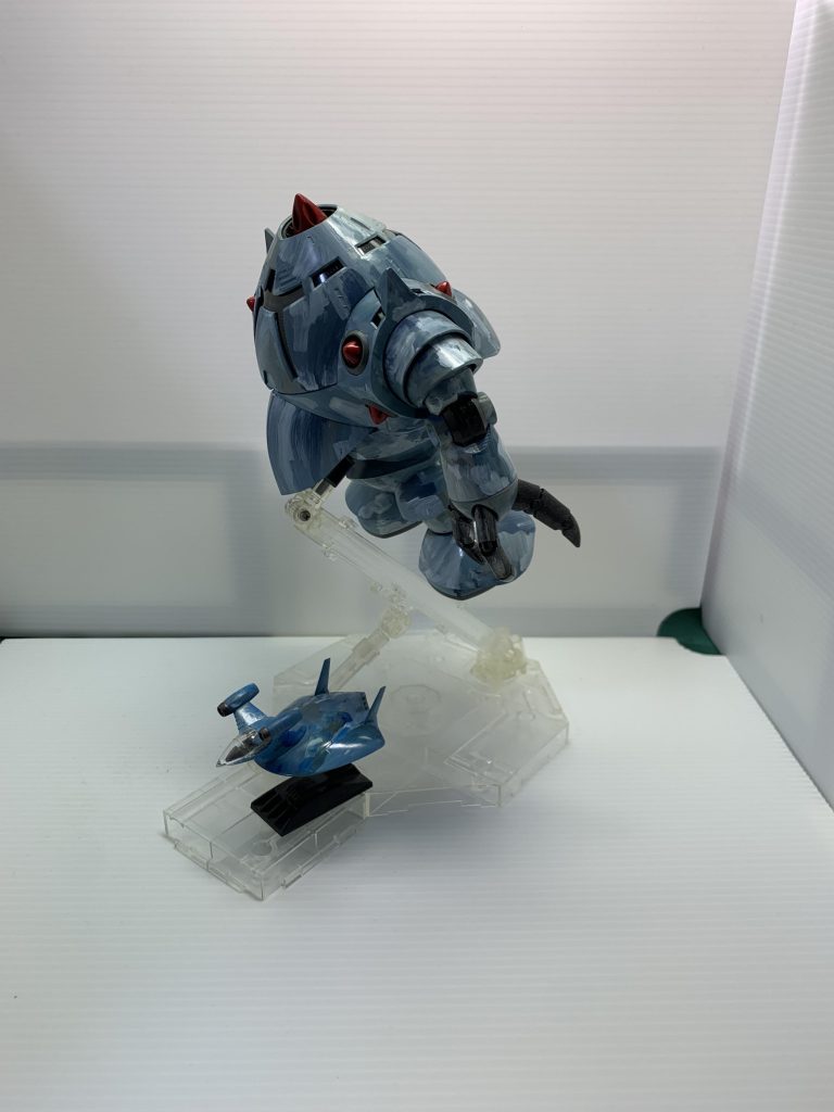 水中移動状態。