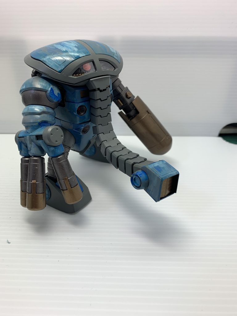 排気ダクトを延長させました。より象の鼻感が増しました。