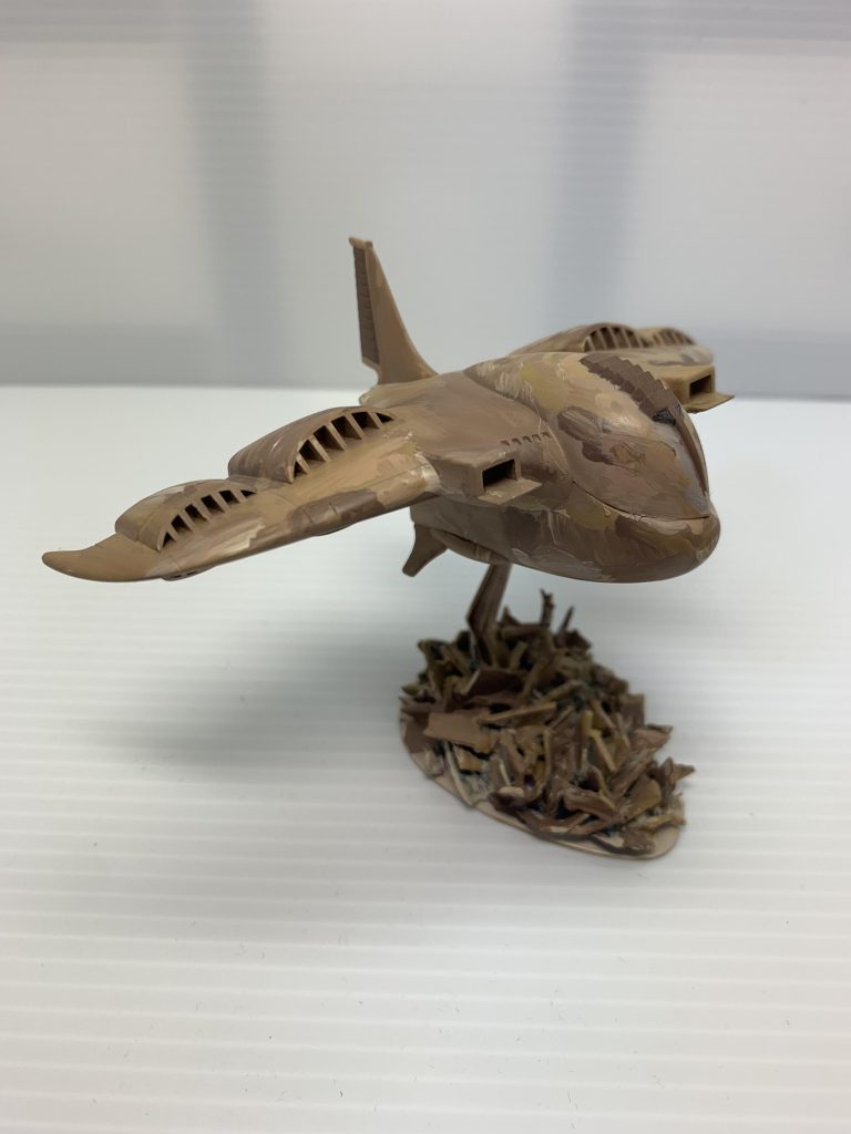 砂漠地帯迷彩柄にしました。