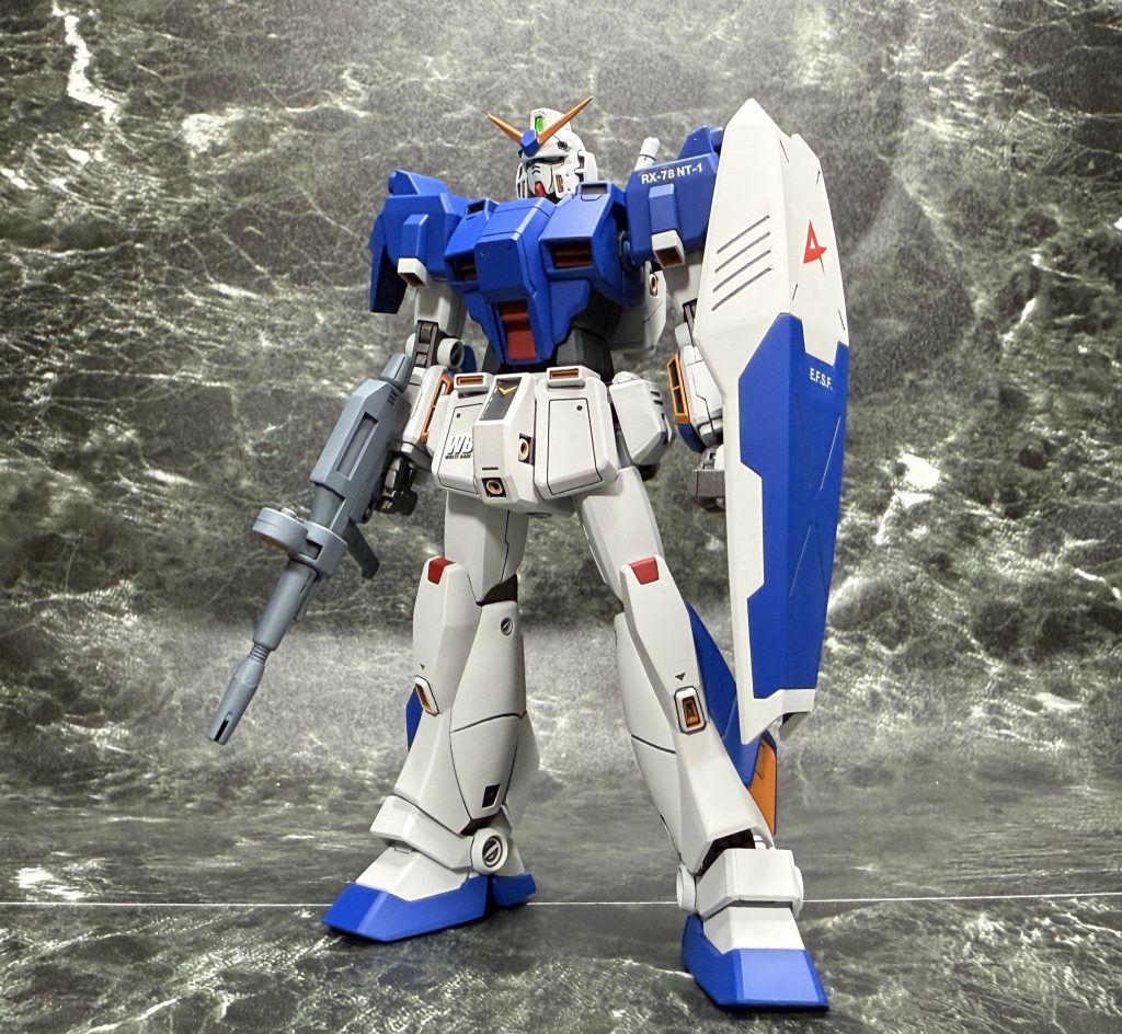 使用キットはHGアレックスをベースに、フォーエバーガンダムとリバイブ版ガンダムをミキシングしました。