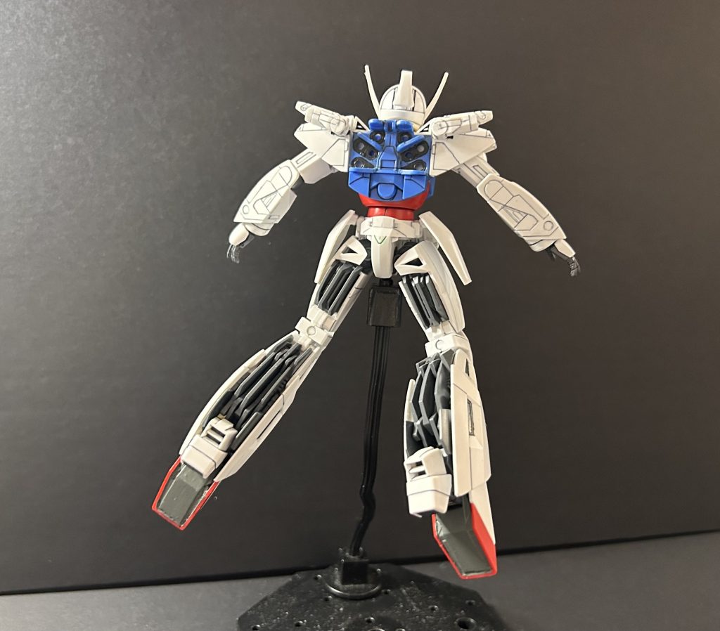 月光蝶発動展開状態です。足裏は肉抜きを埋めて慣らしただけですが、塗ってからツルツルだと気づきました😰大分さみしい足裏になりました😓プレバンにて月光蝶エフェクト再販されてましたが、悩んでる内に売り切れてしまい買いそびれてしまいました。残念。