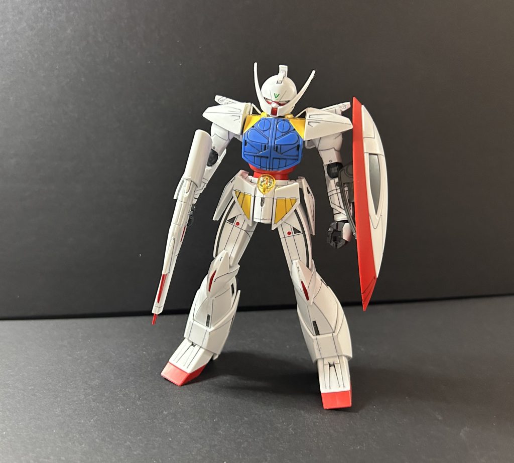 シンプルながら個性的なデザイン。当時は、奇抜なデザインに抵抗感がありましたが、オジサンになるとこの個性的なデザインが作品の物語と合わさり良さが、段々と分かってきました。