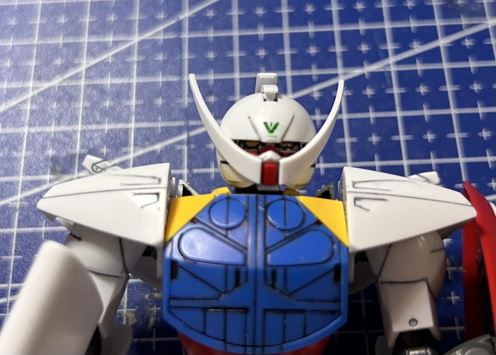 ツインアイ周りも目の下の白が難しかったです。