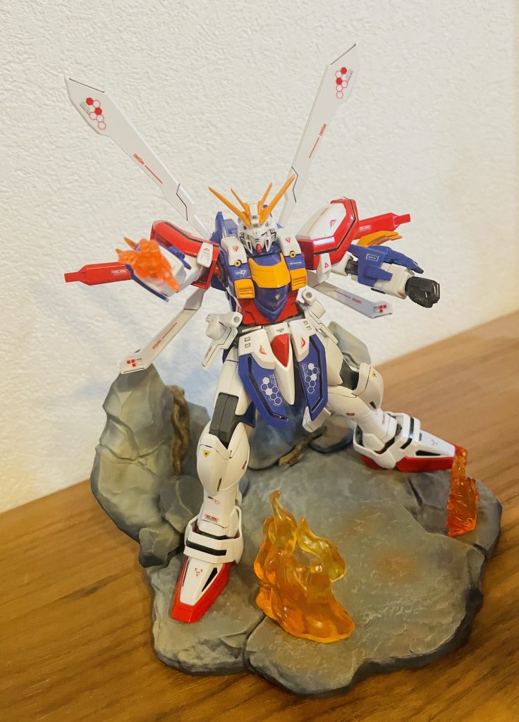 台座は雰囲気にあうので乗せてみました。マーキングシールは100均のものです。適当に貼ってます