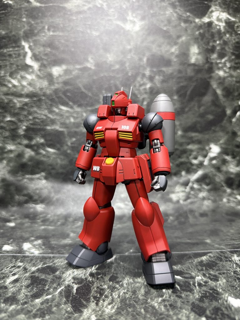 非武装状態だと、頭周辺と背中以外はほとんど変化なしです。