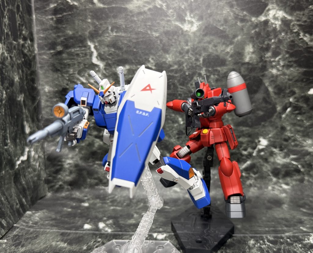 『カイさん、遠い敵は任せます!』『あいよ、任されて!』次はハヤトのガンキャノン改と、セイラさんのガンダム改を作る予定です。
