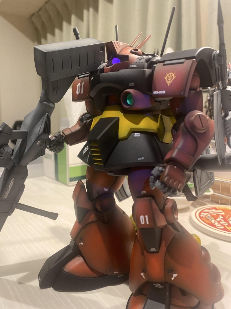 プレバンから着弾したドワッジ改、楽しみにしていたので早速作成しました🐥💓