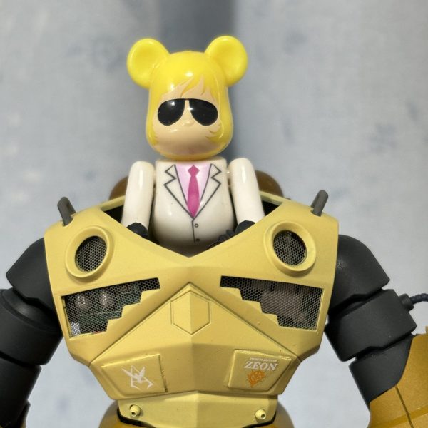 赤くないシャア専用ズゴック