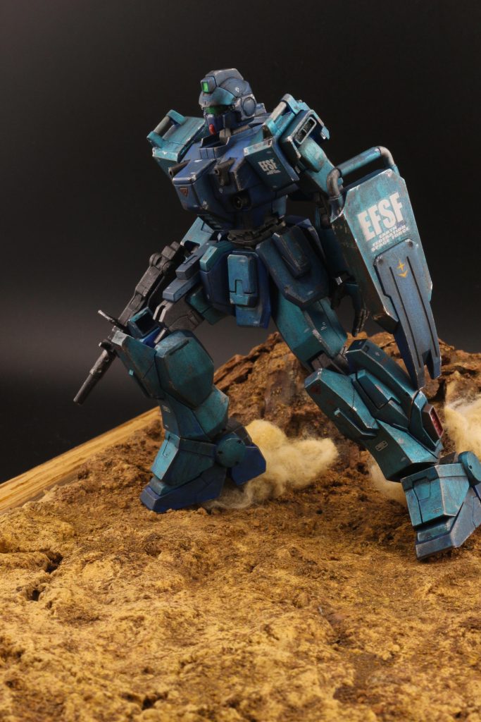 肩の部分が寂しのですラスターを後付けしてます