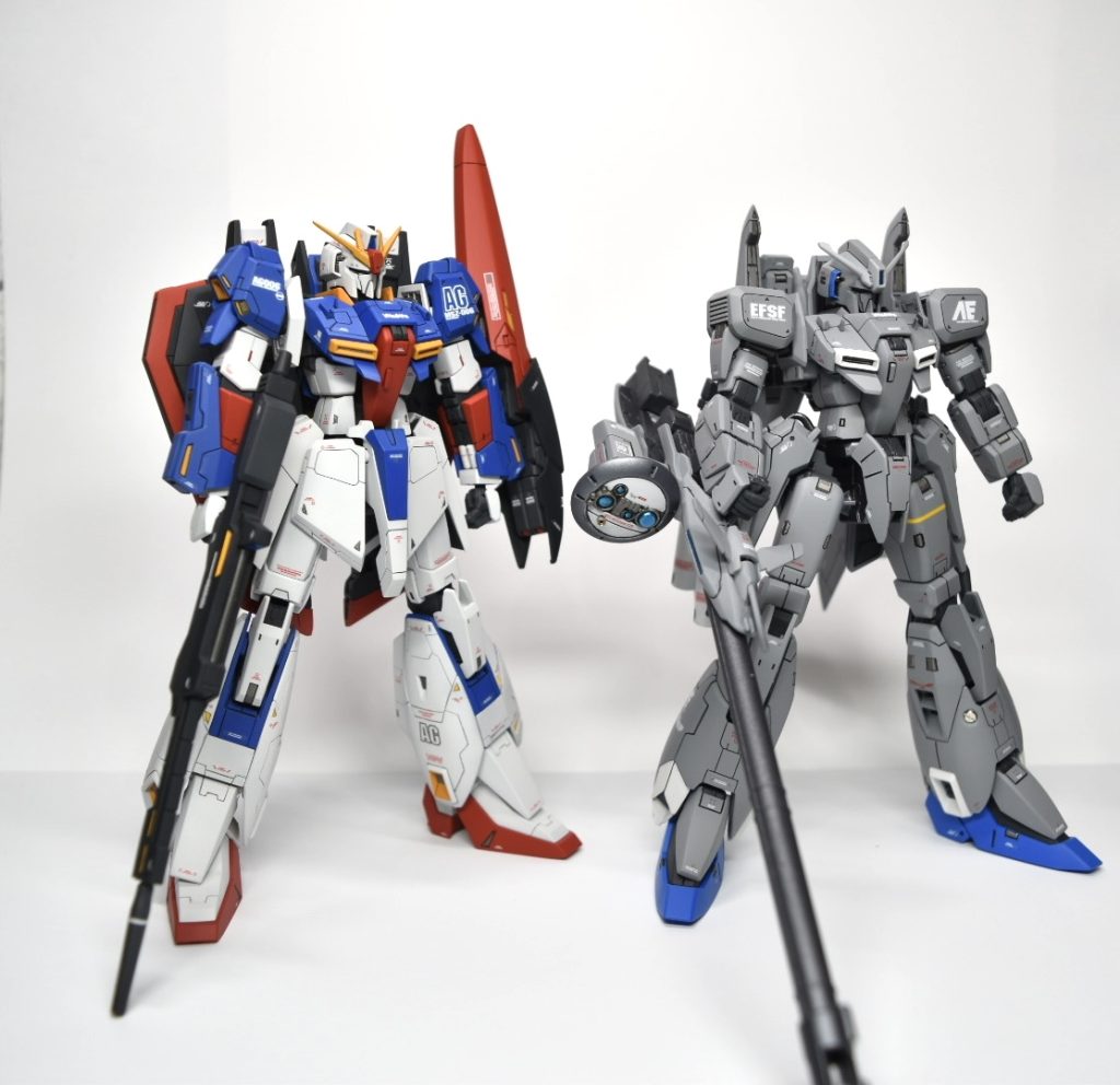 前回のZプラスとの2ショット。Zプラス制作時に「Zプラスの方が好きかもしれない」とか言ったがアレは嘘だ。どっちも好きです😍