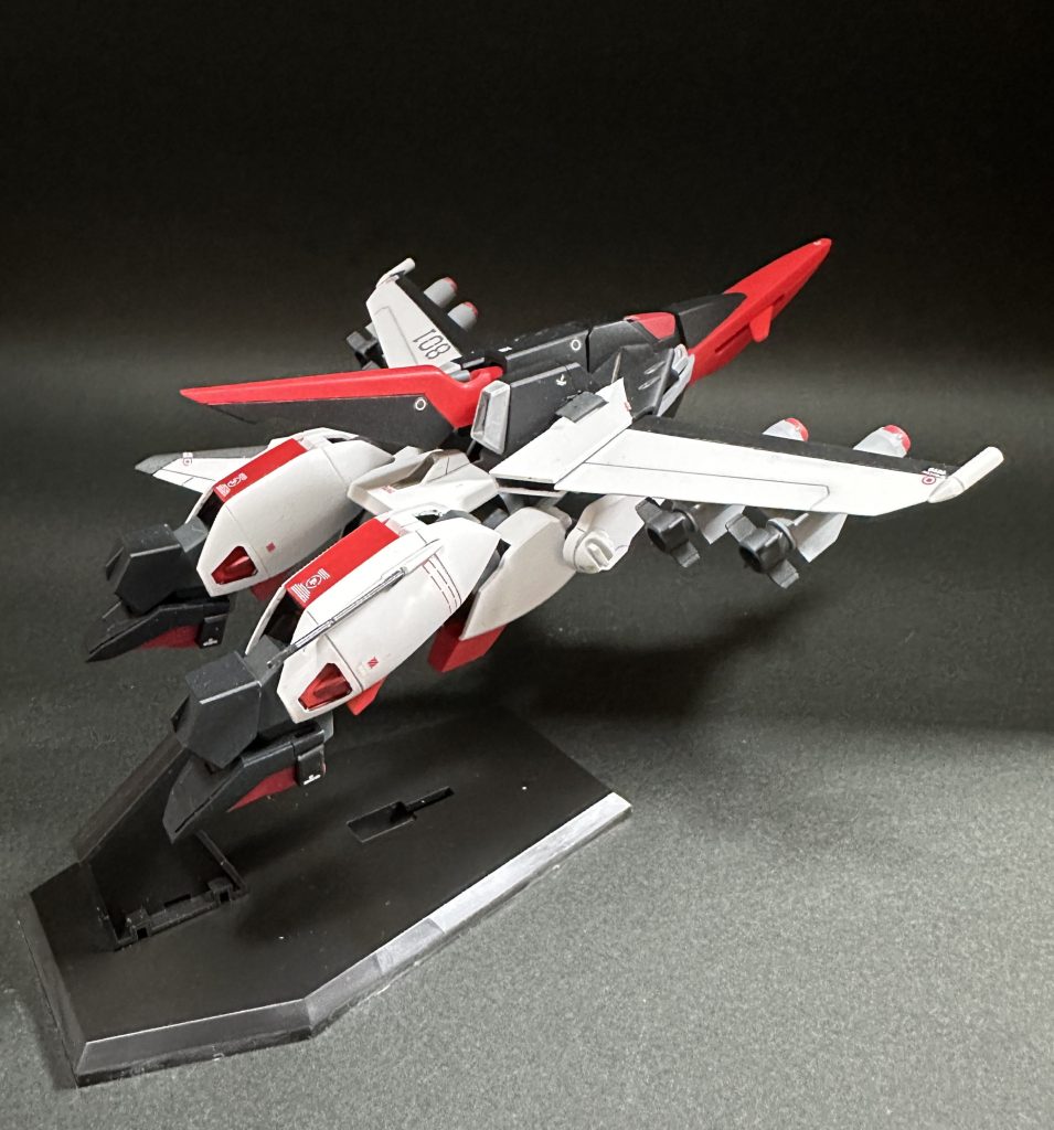 デカールを貼るのが楽しくなるキットです。