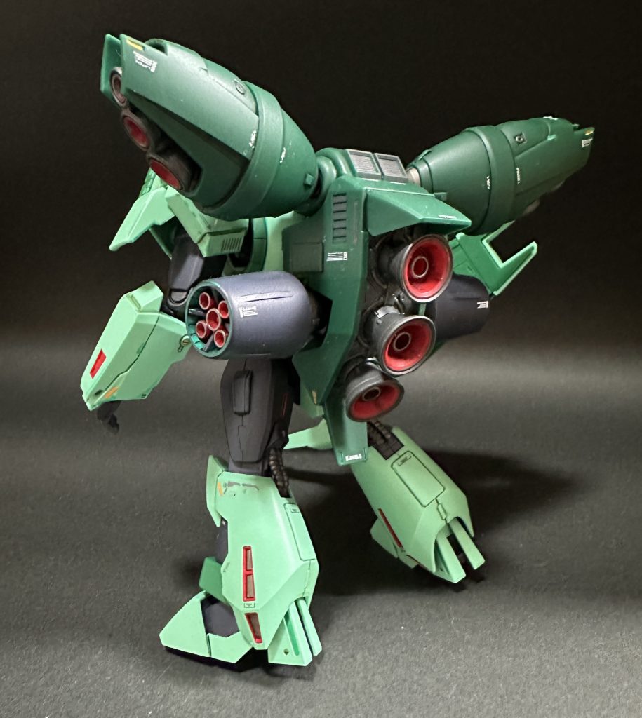 恒例の選手紹介を。空気を読めと誰が言った！！俺の愛するみどり色！森のクマさんことボリノーク・サマーンだぁ！