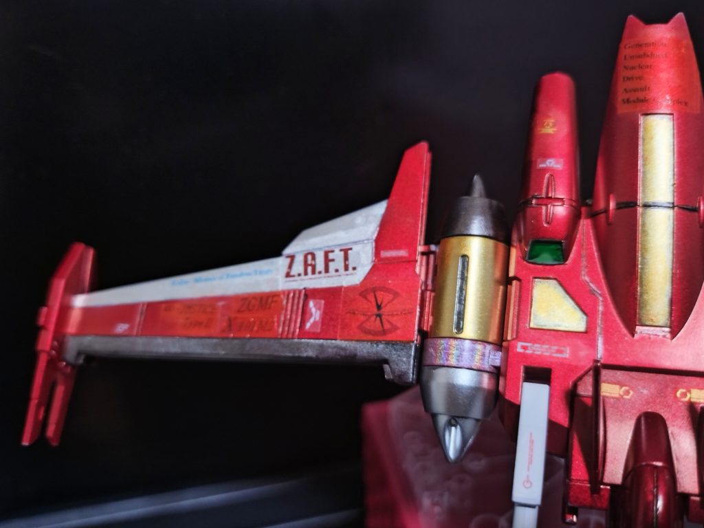 塗り分け大変でしたほとんど初めてのマスキングに挑戦